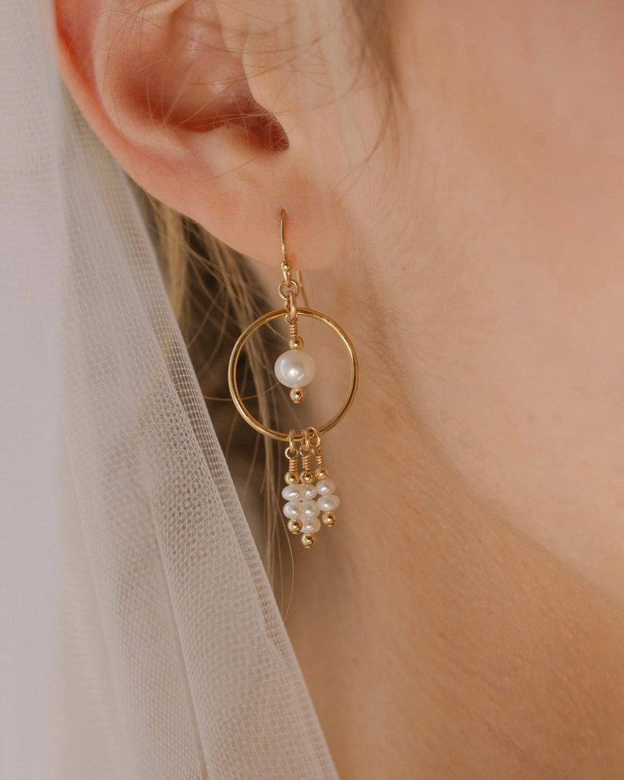 Otis Earrings Pearl